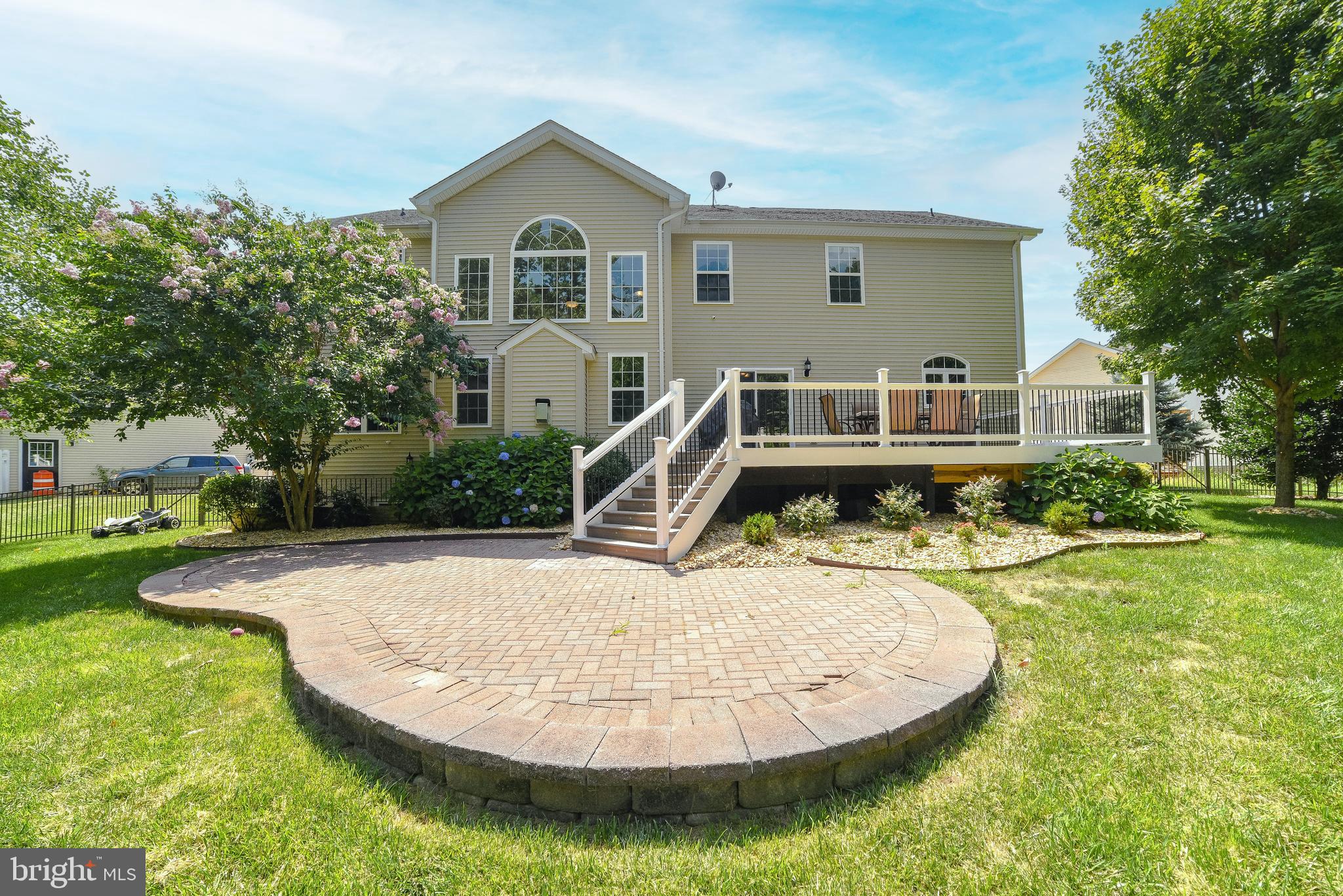 LEONARDS GRANT - Residential