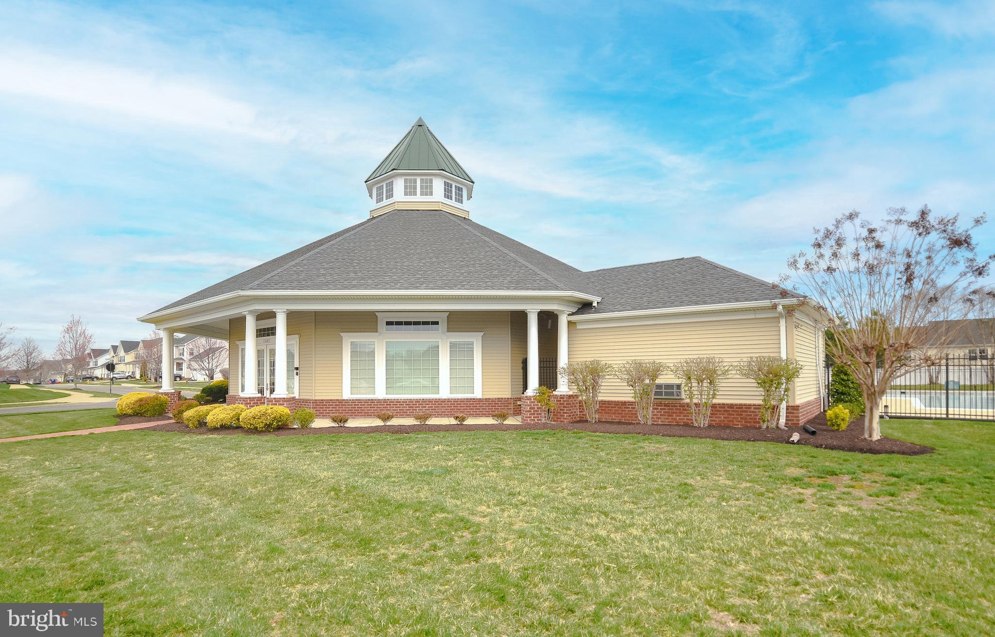 LEONARDS GRANT - Residential