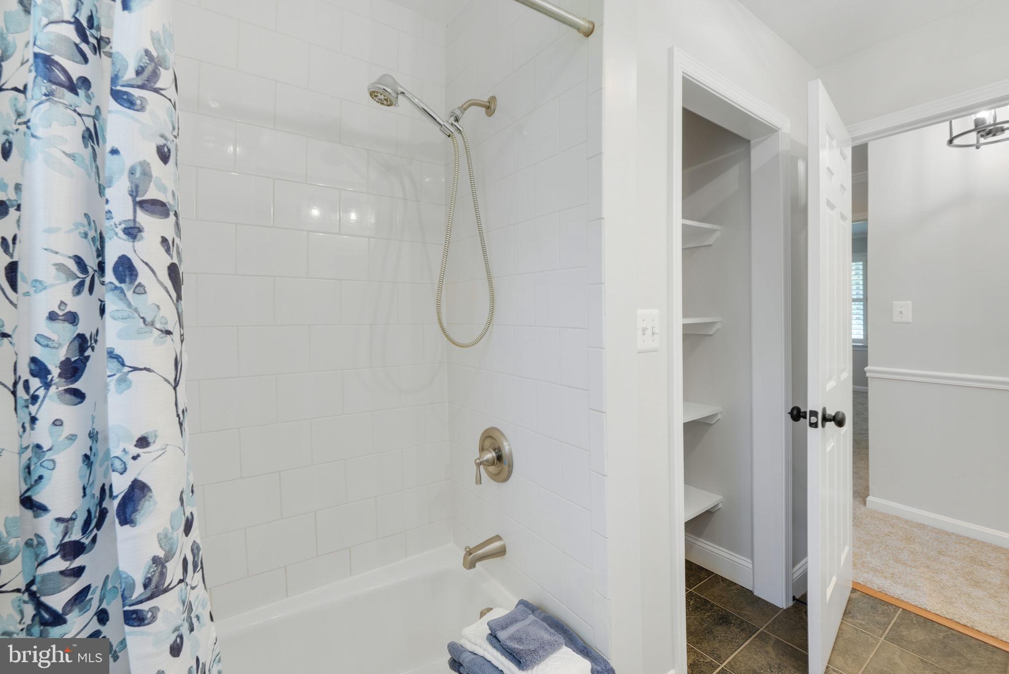 NOBLE ESTATES - Residential