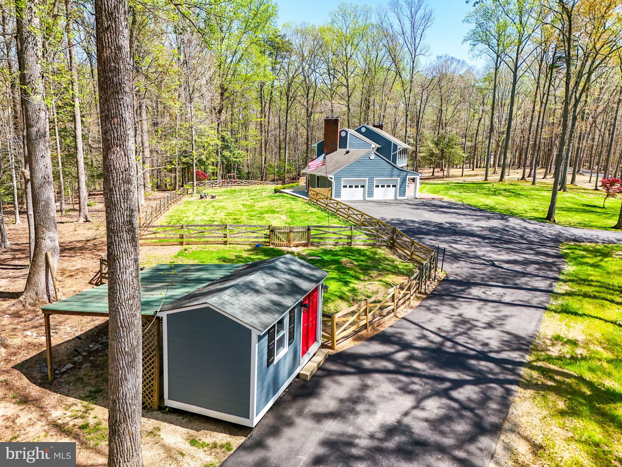 NOBLE ESTATES - Residential