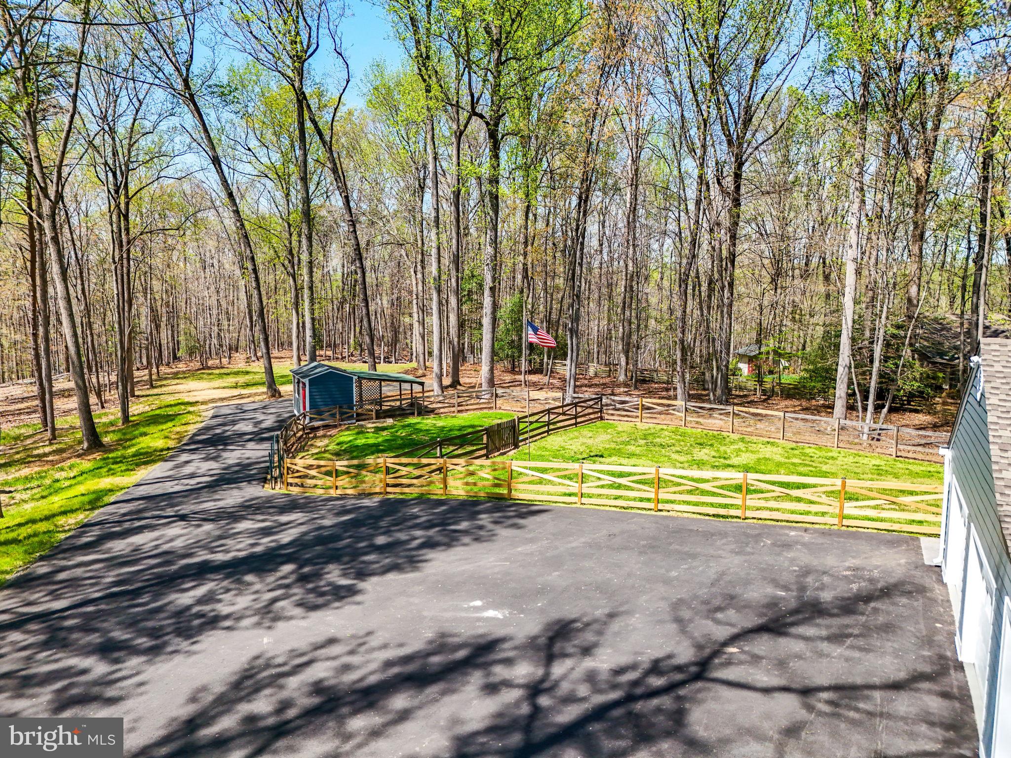 NOBLE ESTATES - Residential