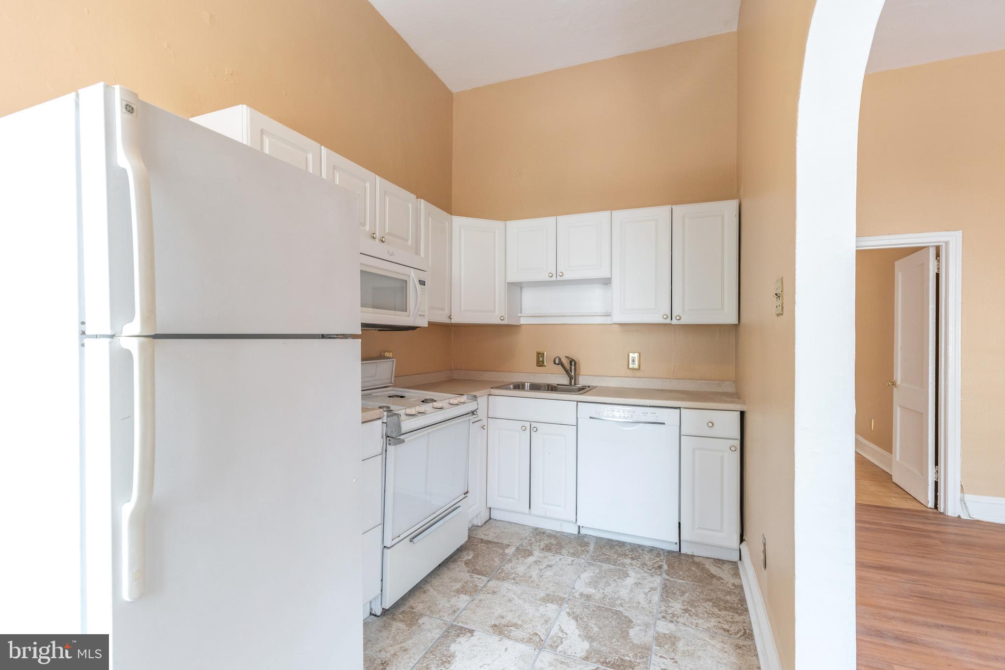 RITTENHOUSE SQUARE - Residential Lease