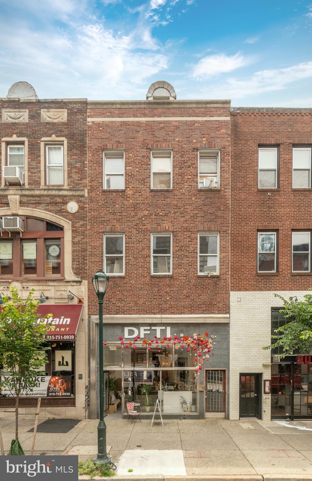 RITTENHOUSE SQUARE - Residential Lease