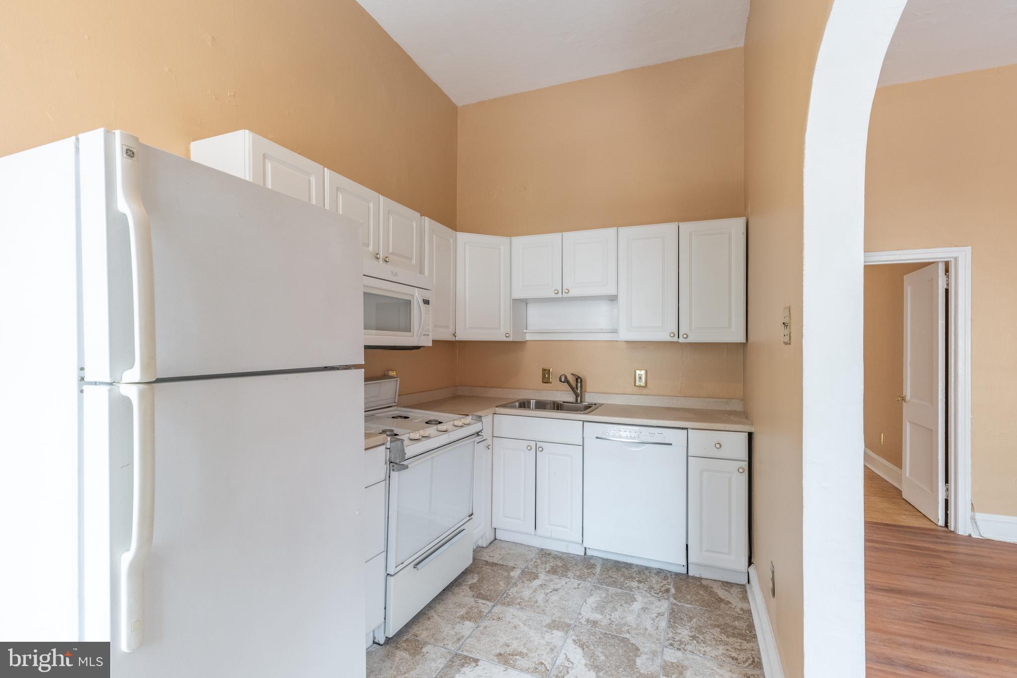 RITTENHOUSE SQUARE - Residential Lease