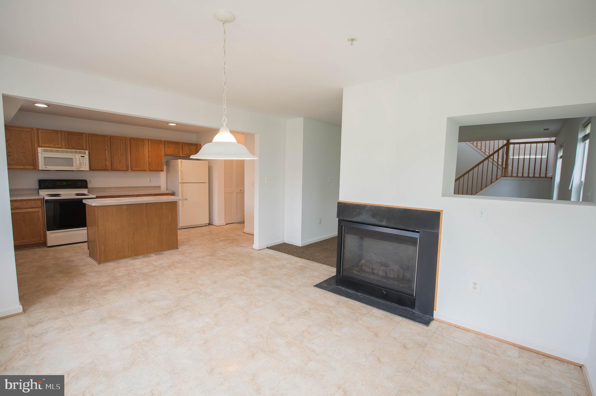 CATTAIL CROSSING - Residential Lease