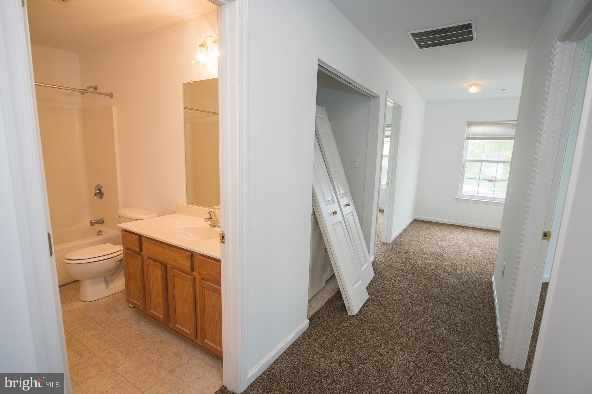 CATTAIL CROSSING - Residential Lease