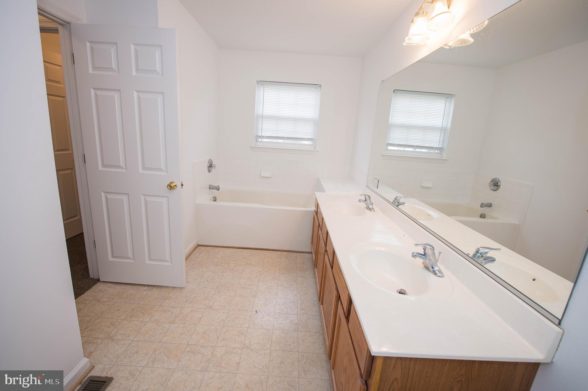 CATTAIL CROSSING - Residential Lease