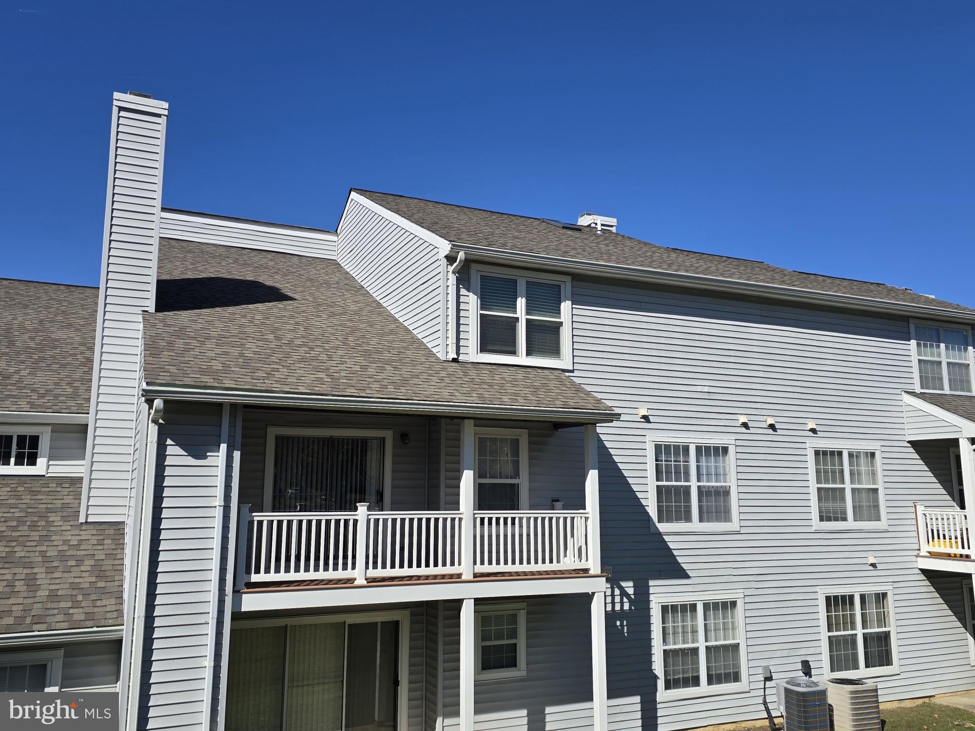 DEVON HILLS CONDO - Residential Lease