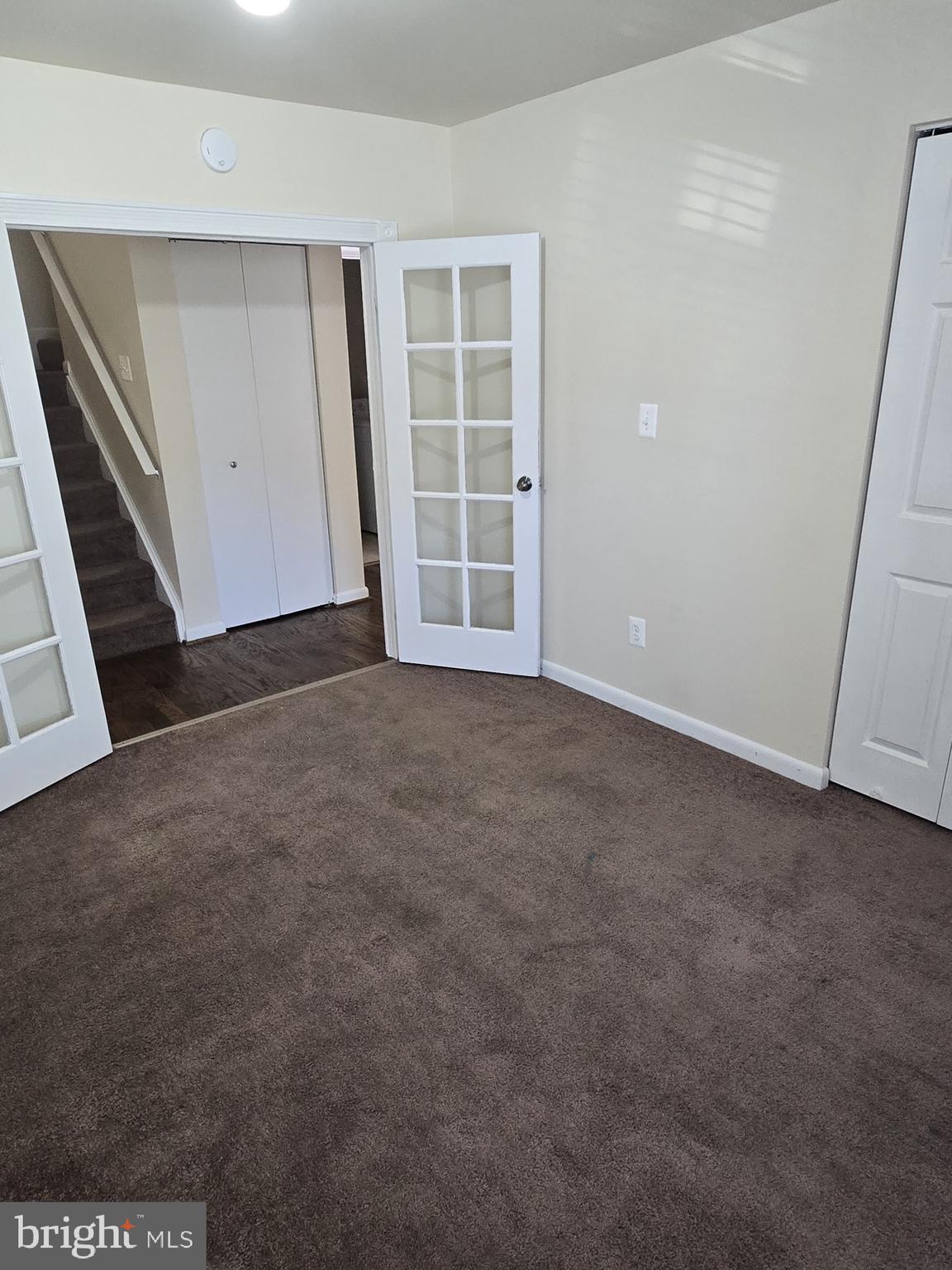 DEVON HILLS CONDO - Residential Lease