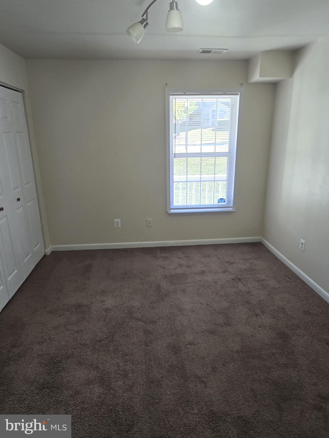 DEVON HILLS CONDO - Residential Lease