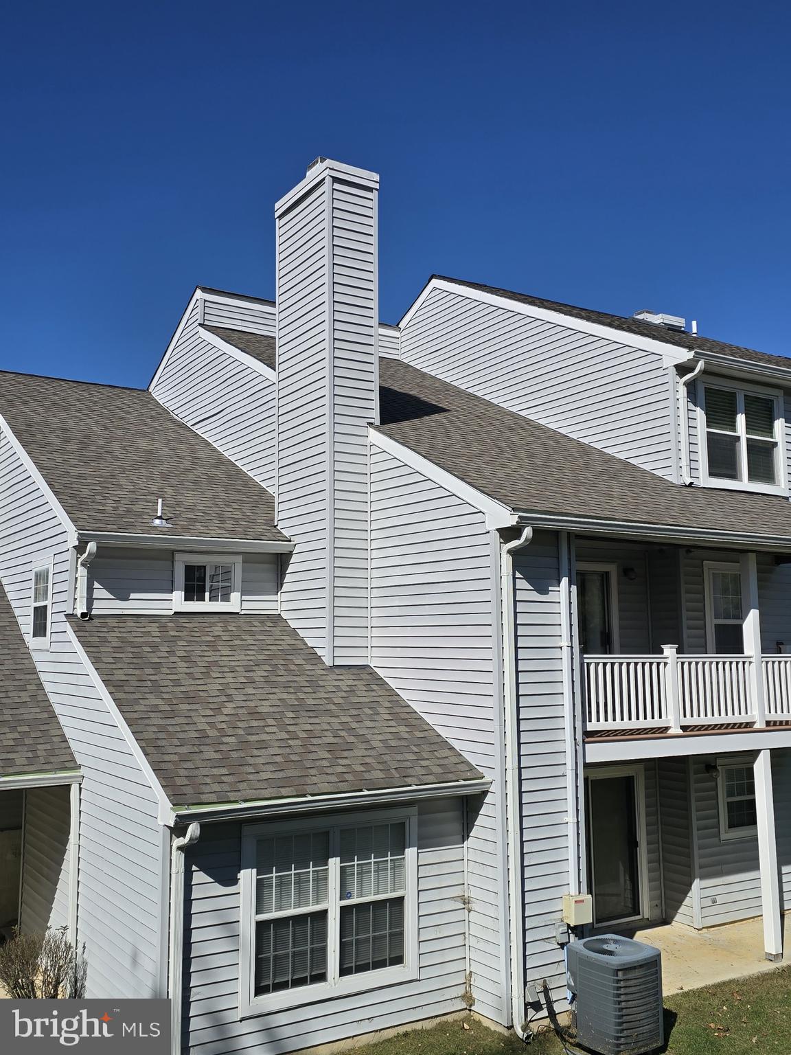 DEVON HILLS CONDO - Residential Lease