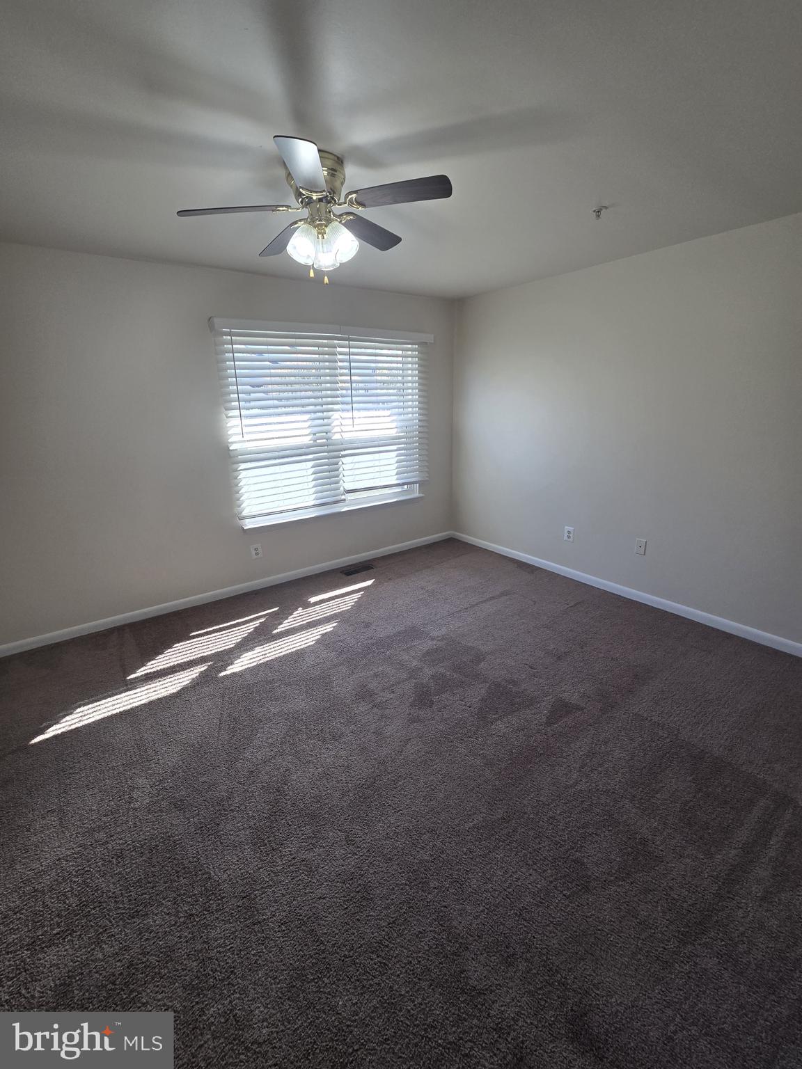 DEVON HILLS CONDO - Residential Lease