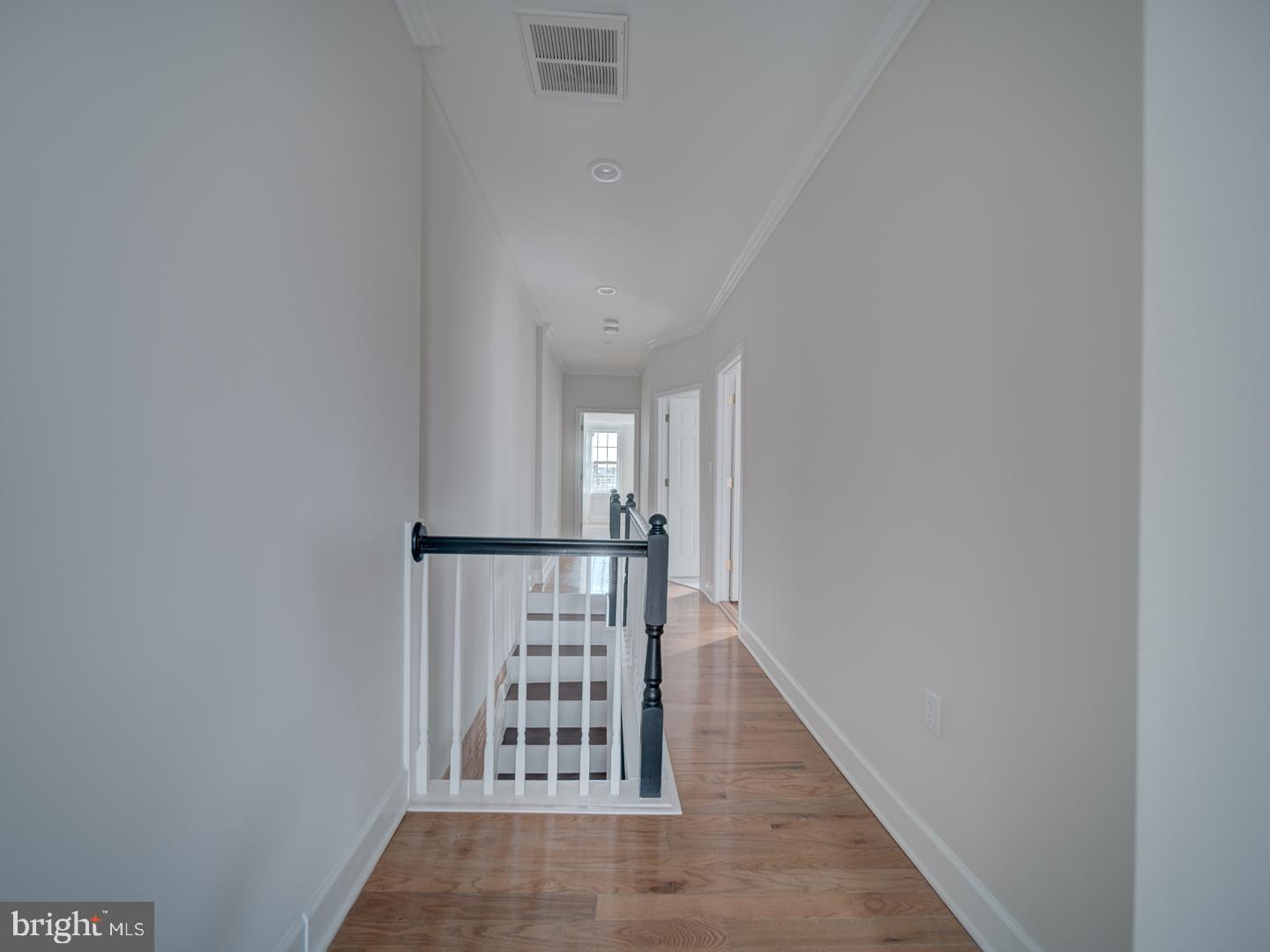 MIDDLE EAST - Residential Lease