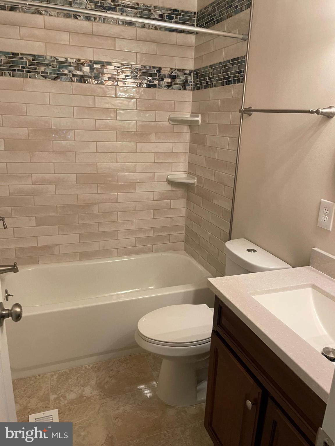 FAIRVIEW  BEACH - Residential Lease