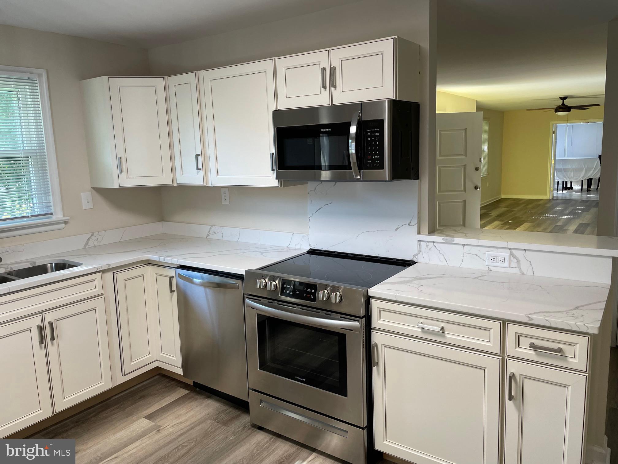 FAIRVIEW  BEACH - Residential Lease