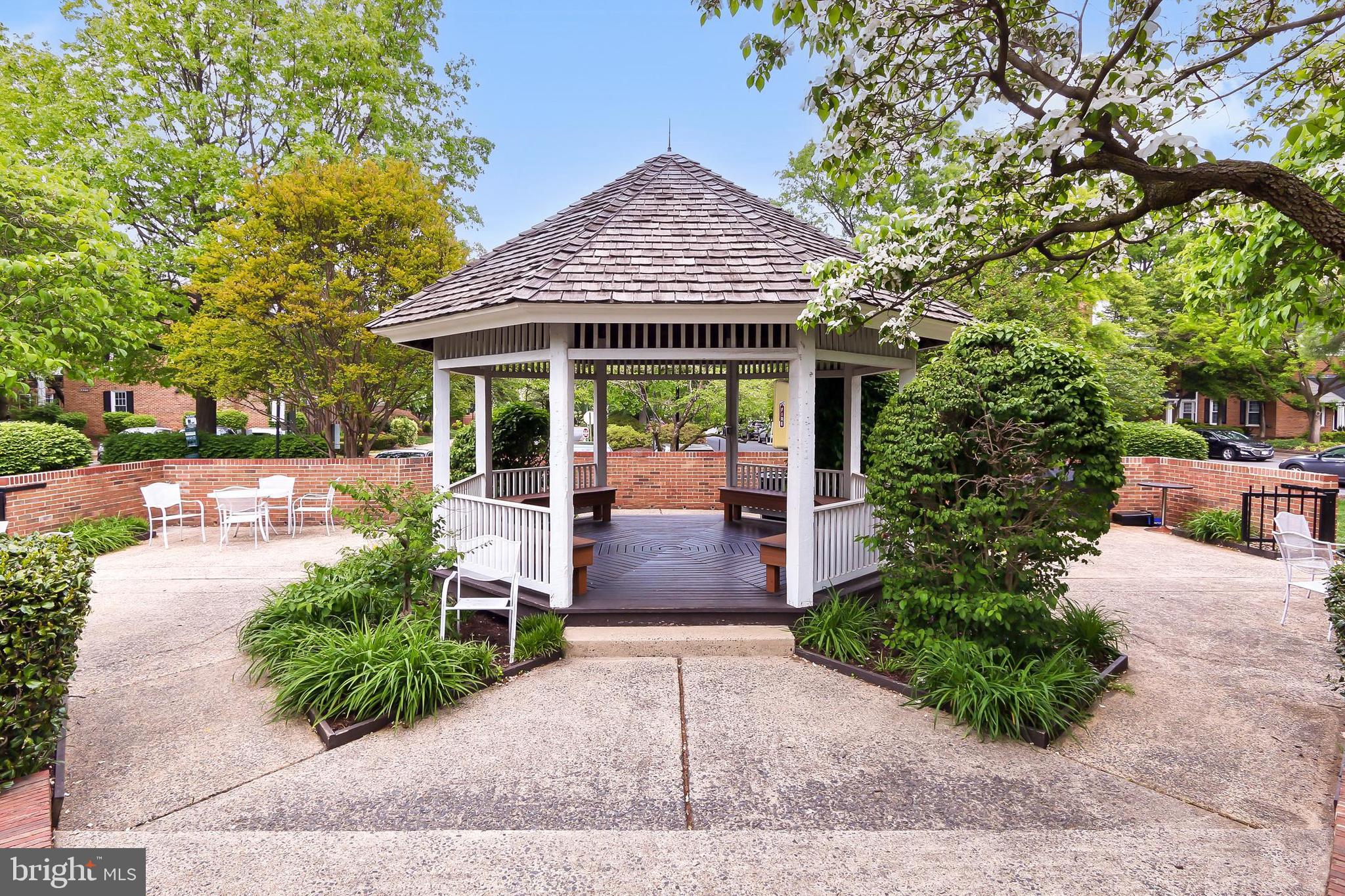 WINDGATE III - Residential