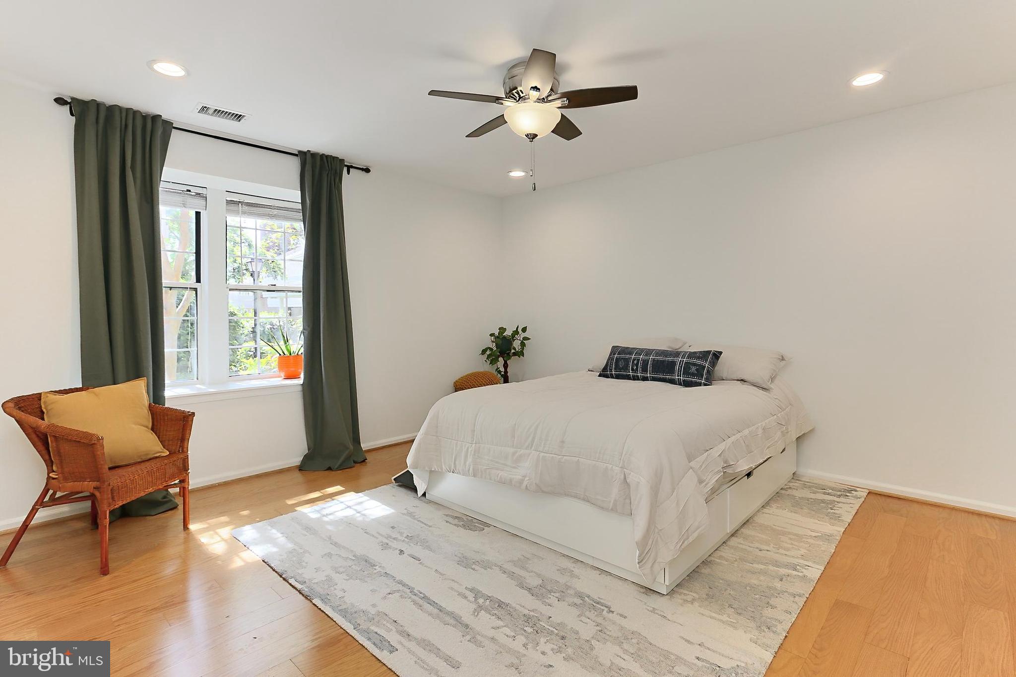 WINDGATE III - Residential