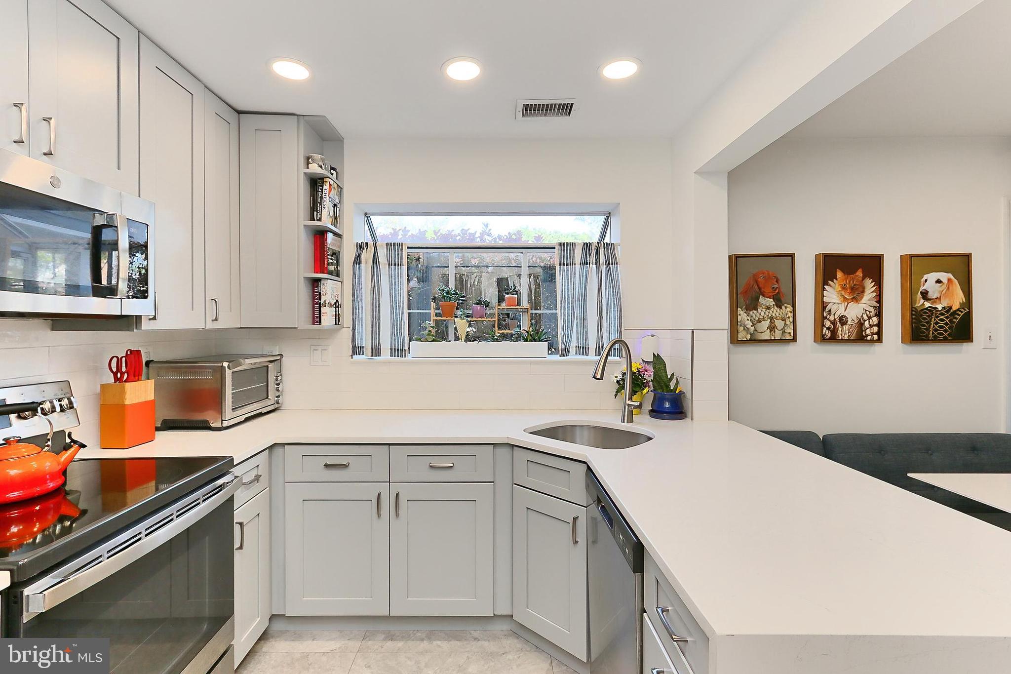 WINDGATE III - Residential