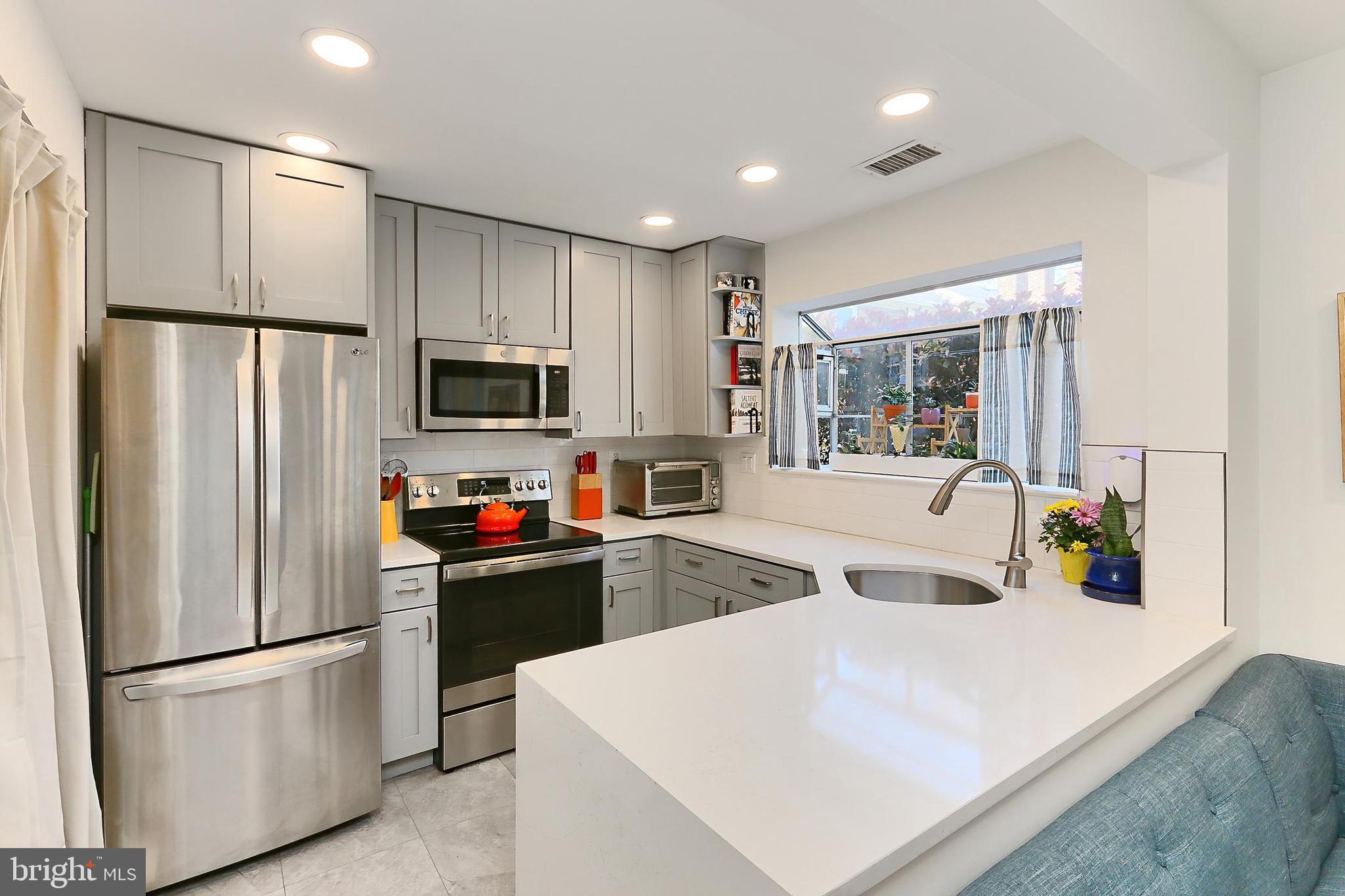 WINDGATE III - Residential