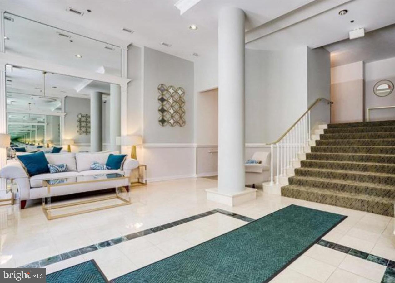 BALLSTON - Residential Lease