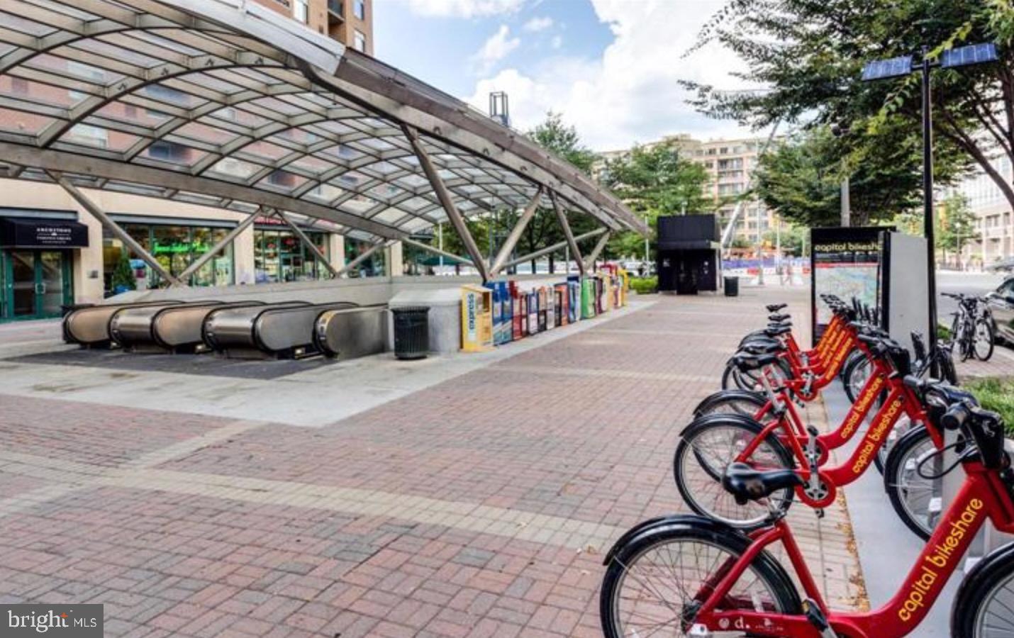 BALLSTON - Residential Lease