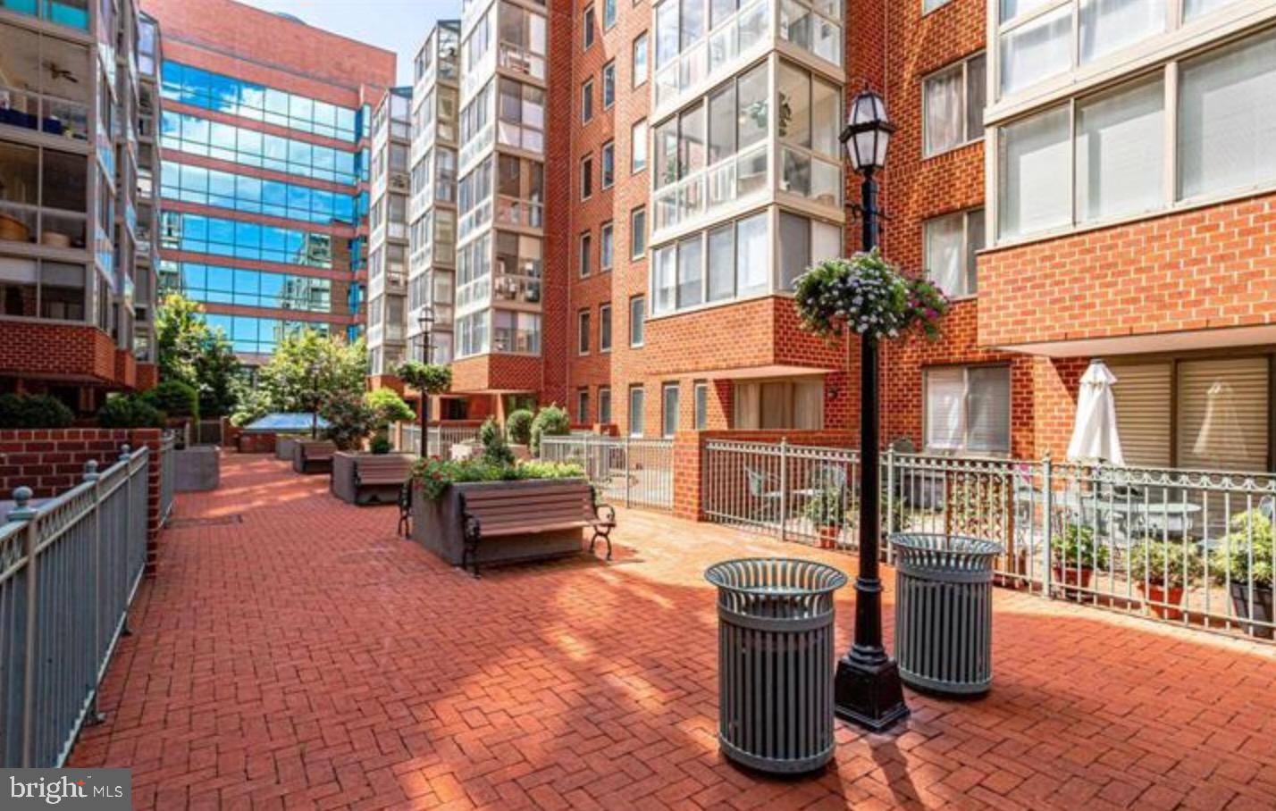 BALLSTON - Residential Lease