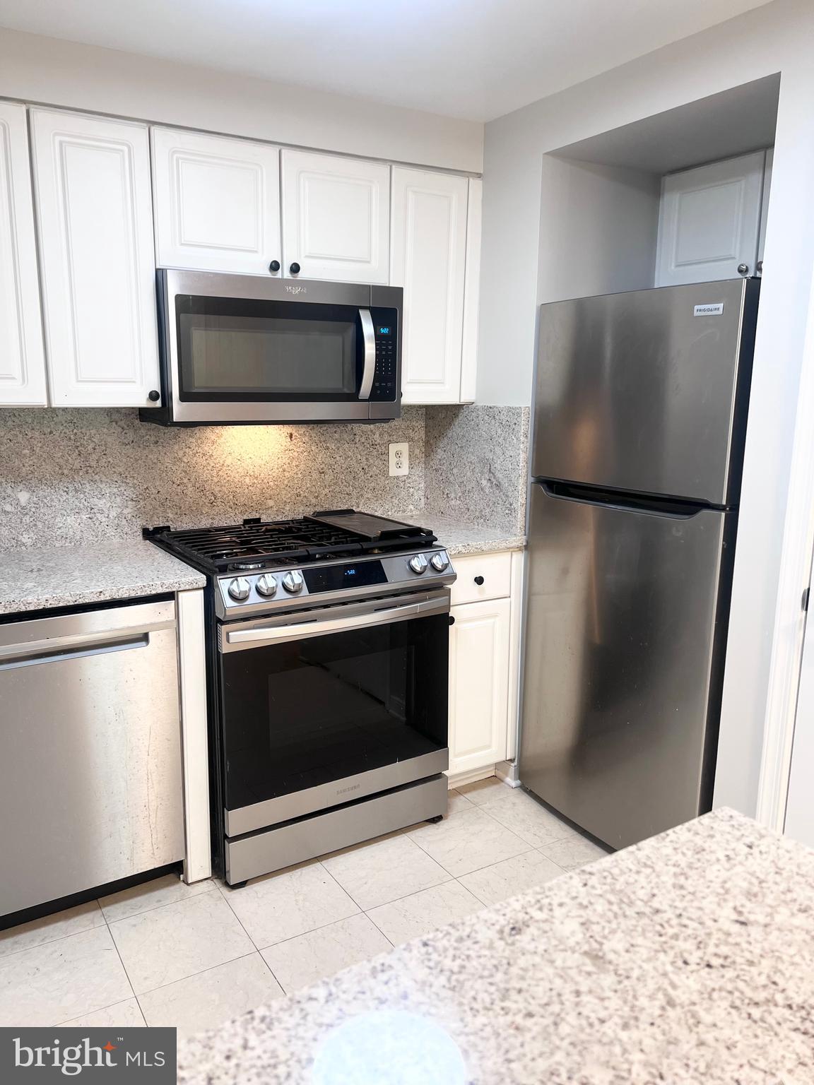 BALLSTON - Residential Lease