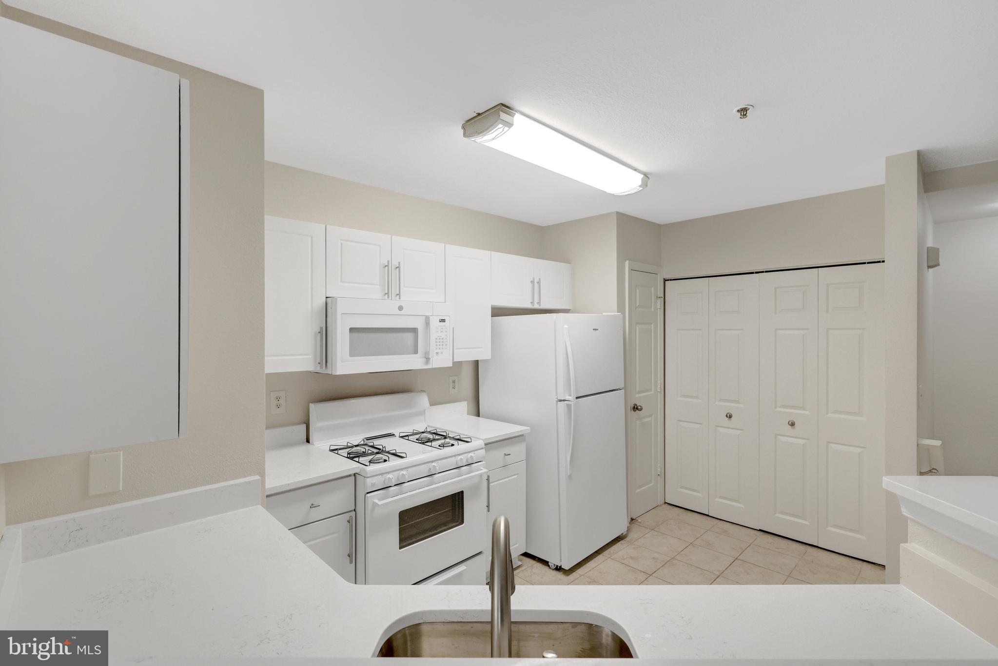 GATES OF FAIR LAKES - Residential