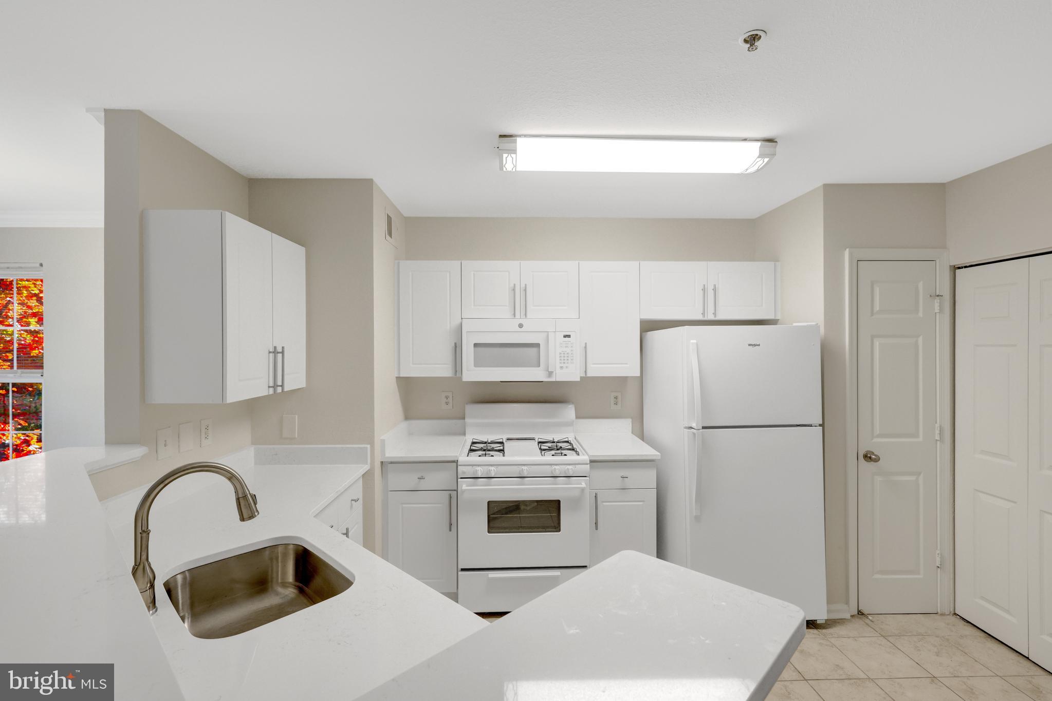 GATES OF FAIR LAKES - Residential