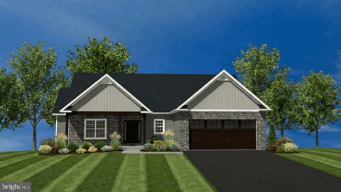 024 ROLLING MEADOW ROAD LEBANON PA 17046