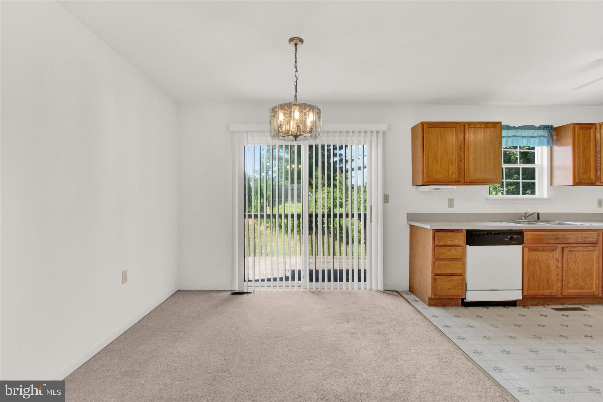 WANDERING STREAM ESTATES - Residential