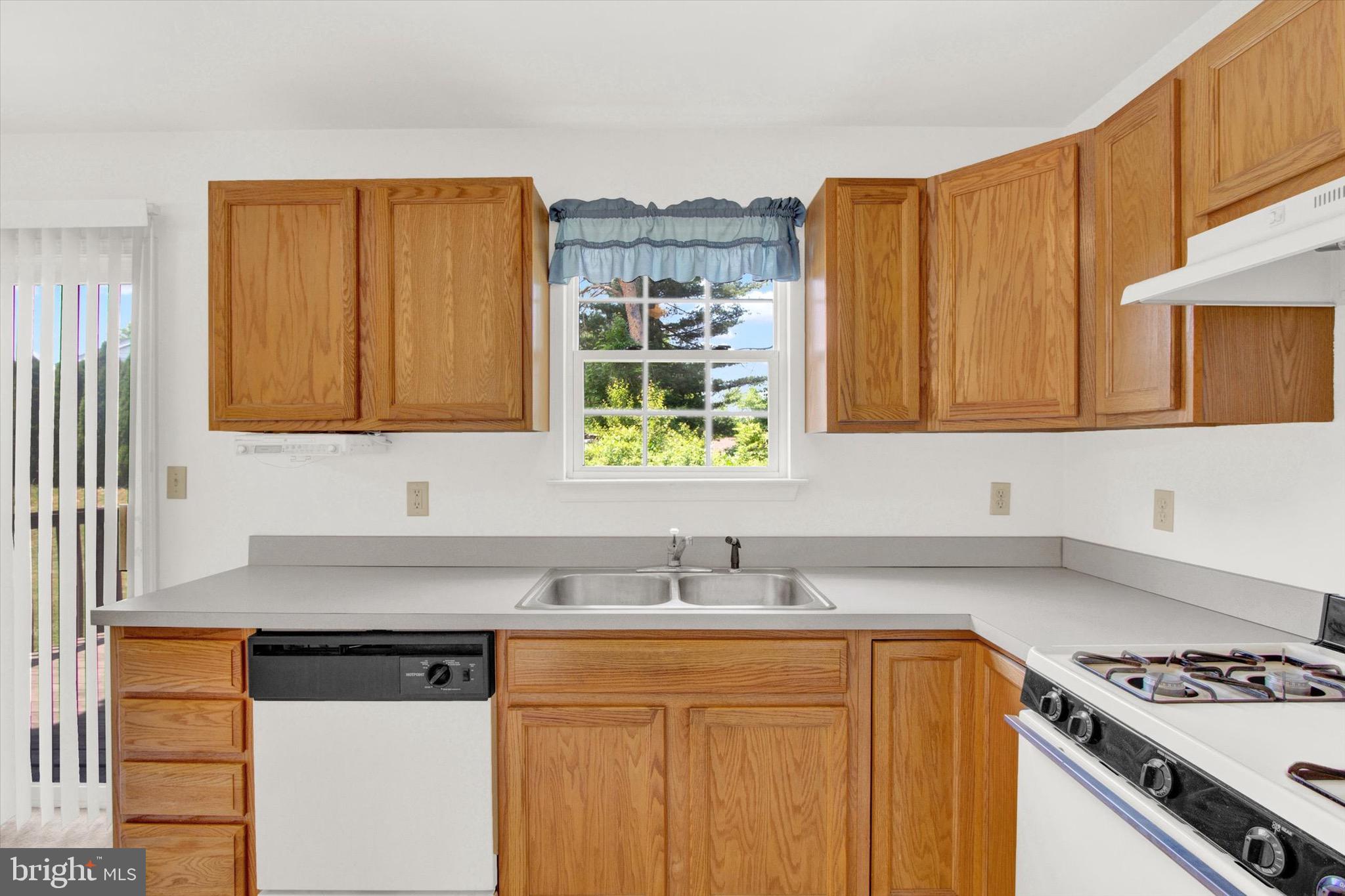 WANDERING STREAM ESTATES - Residential