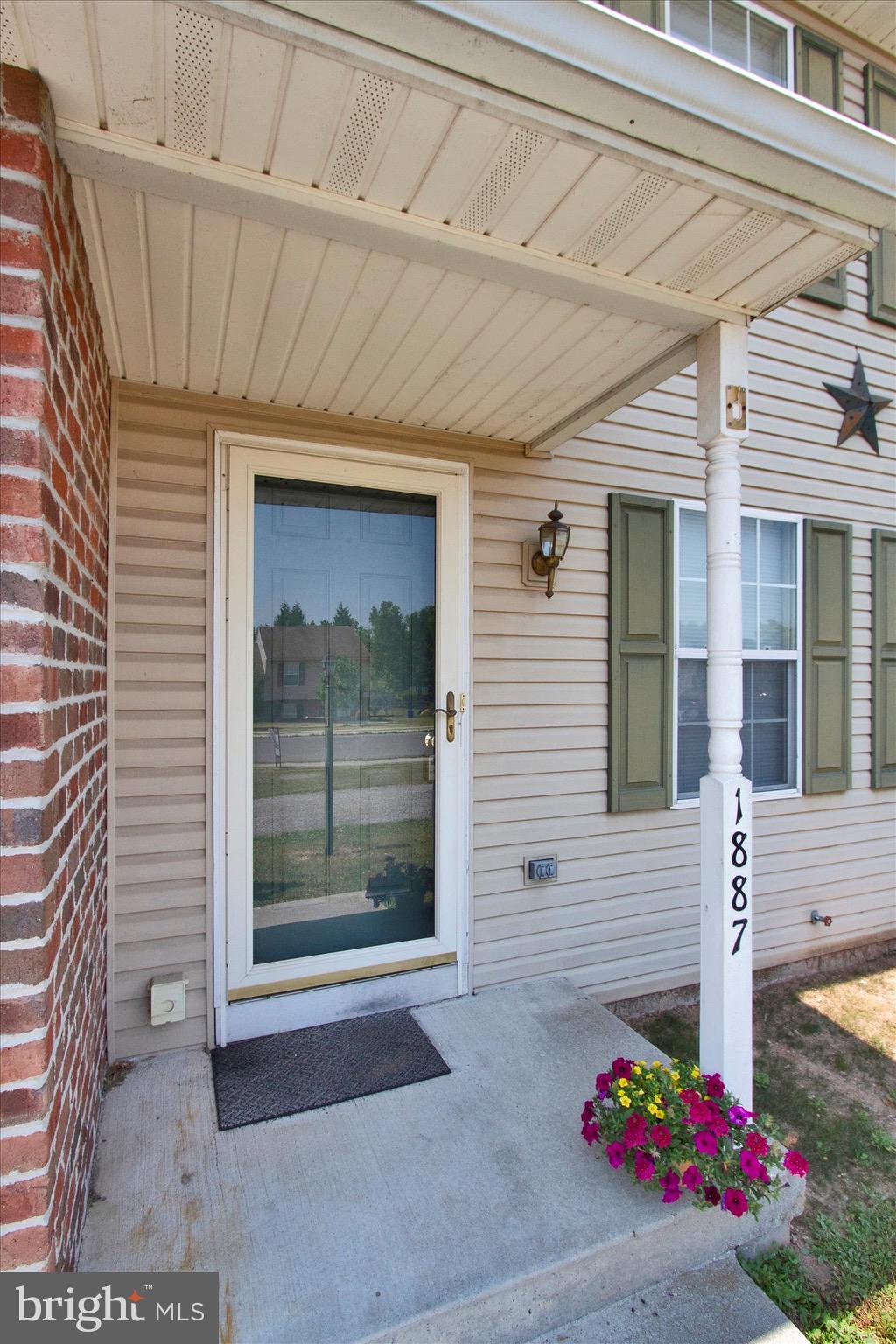 WANDERING STREAM ESTATES - Residential