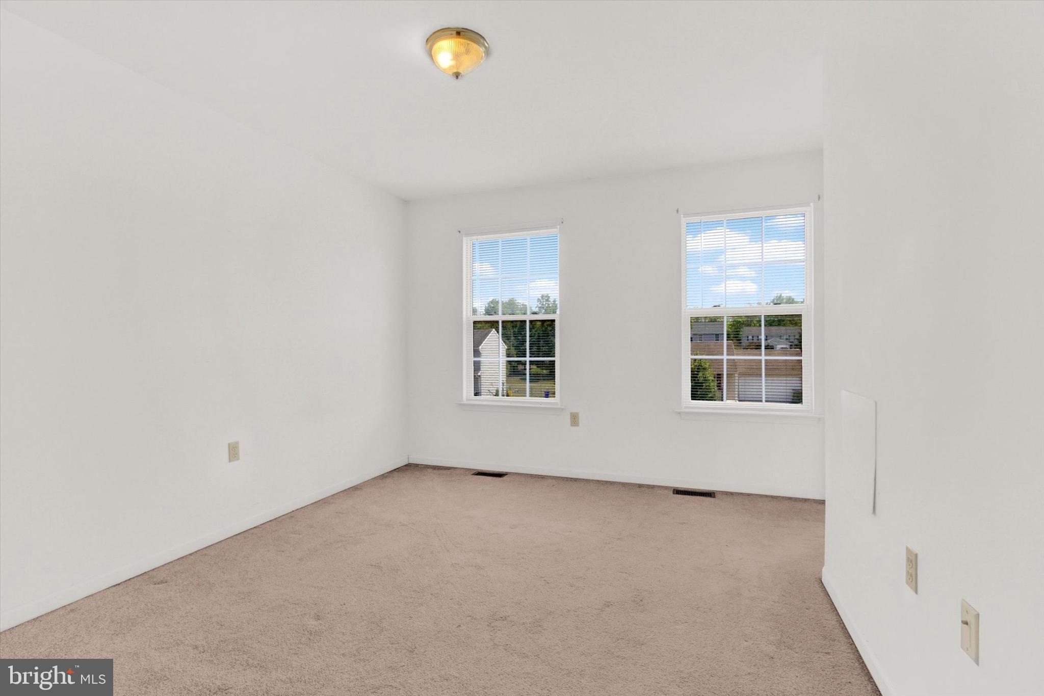 WANDERING STREAM ESTATES - Residential