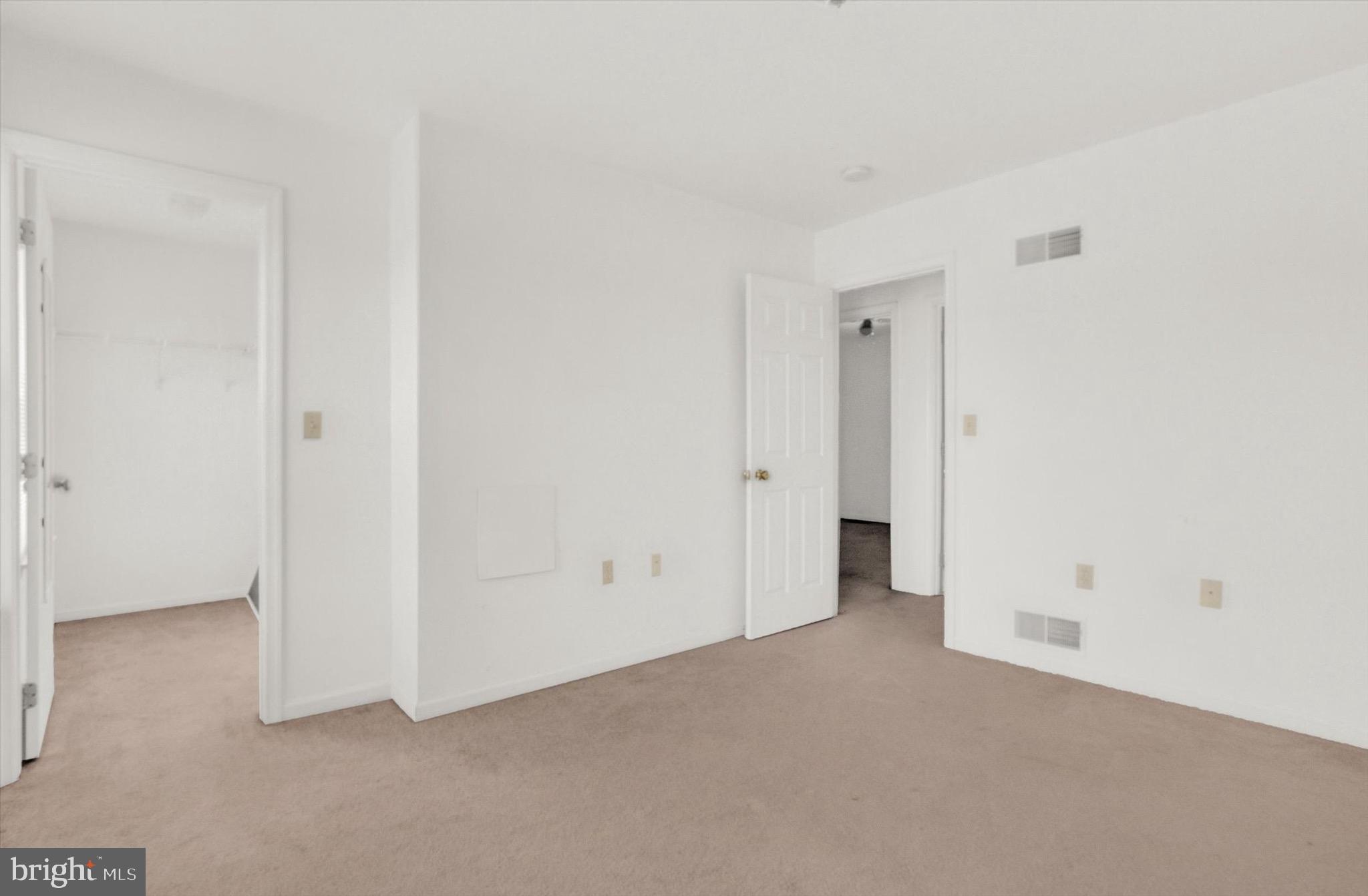 WANDERING STREAM ESTATES - Residential