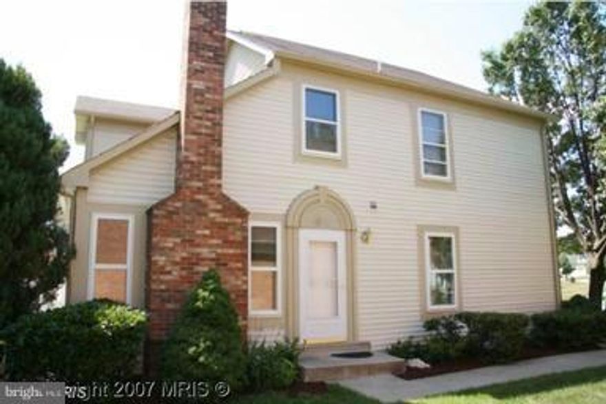 This charming Colonial in Springdale has lots of space.  4 bedrooms, 3 1/2 baths.  Fully finished basement with large rec room, 4th bedroom and full bath.  Separate living and dining rooms.  Hardwood floors on 1st level.  Gas fireplace helps to keep living area warm and cozy on those cold winter days.  Potential Short Sale