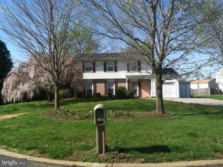 Recently refreshed 4BR 2.5FB colonial with one car garage on corner lot. Home features large kitchen with table space, separate dining room, living room, family room, sun room across rear of home and separate laundry/mud room. MBR features a large walk-in closet.   Storage shed conveys with home. Seller can accommodate quick settlement. Home shows very well.