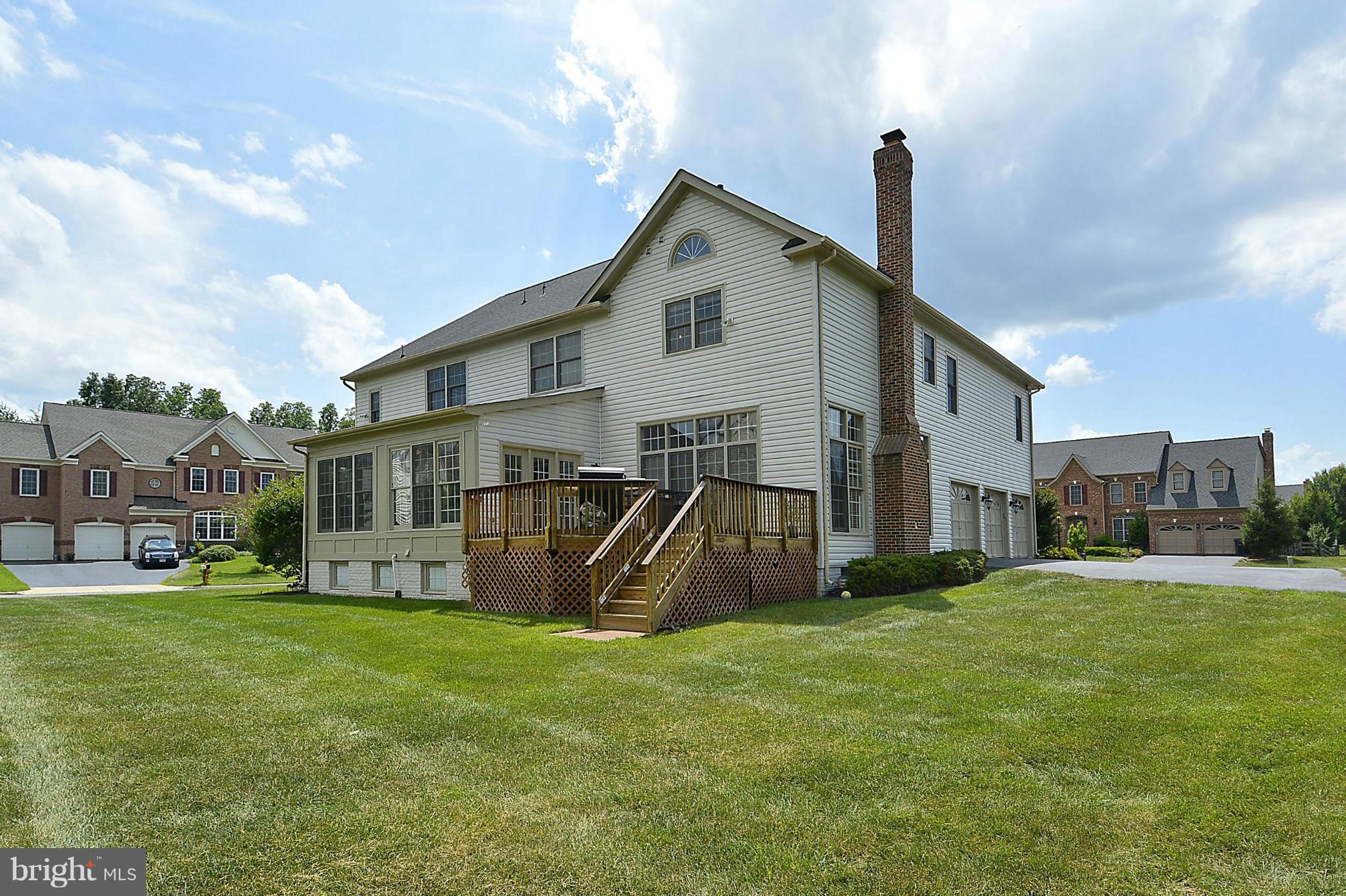 PEMBROOKE - Residential