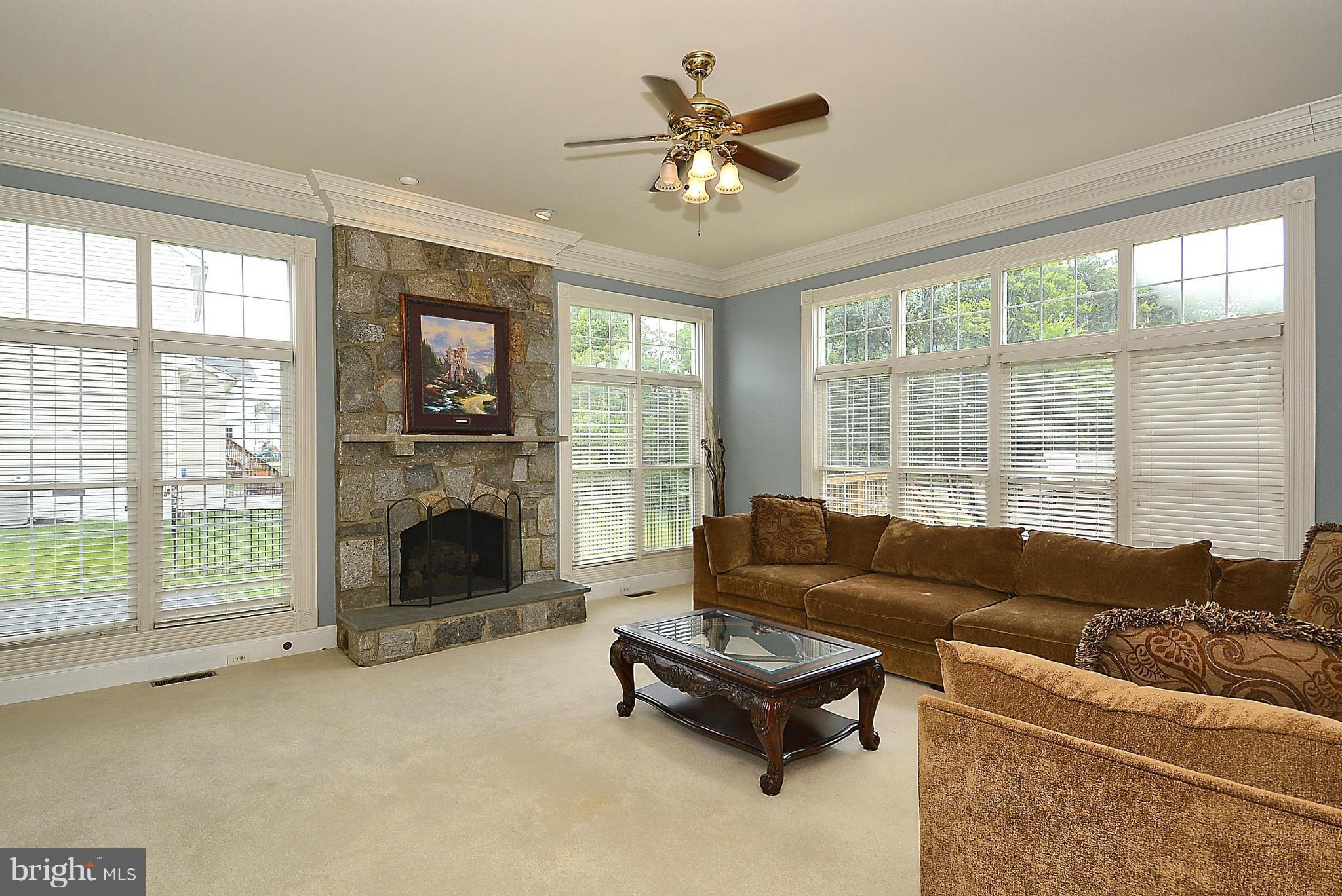 PEMBROOKE - Residential