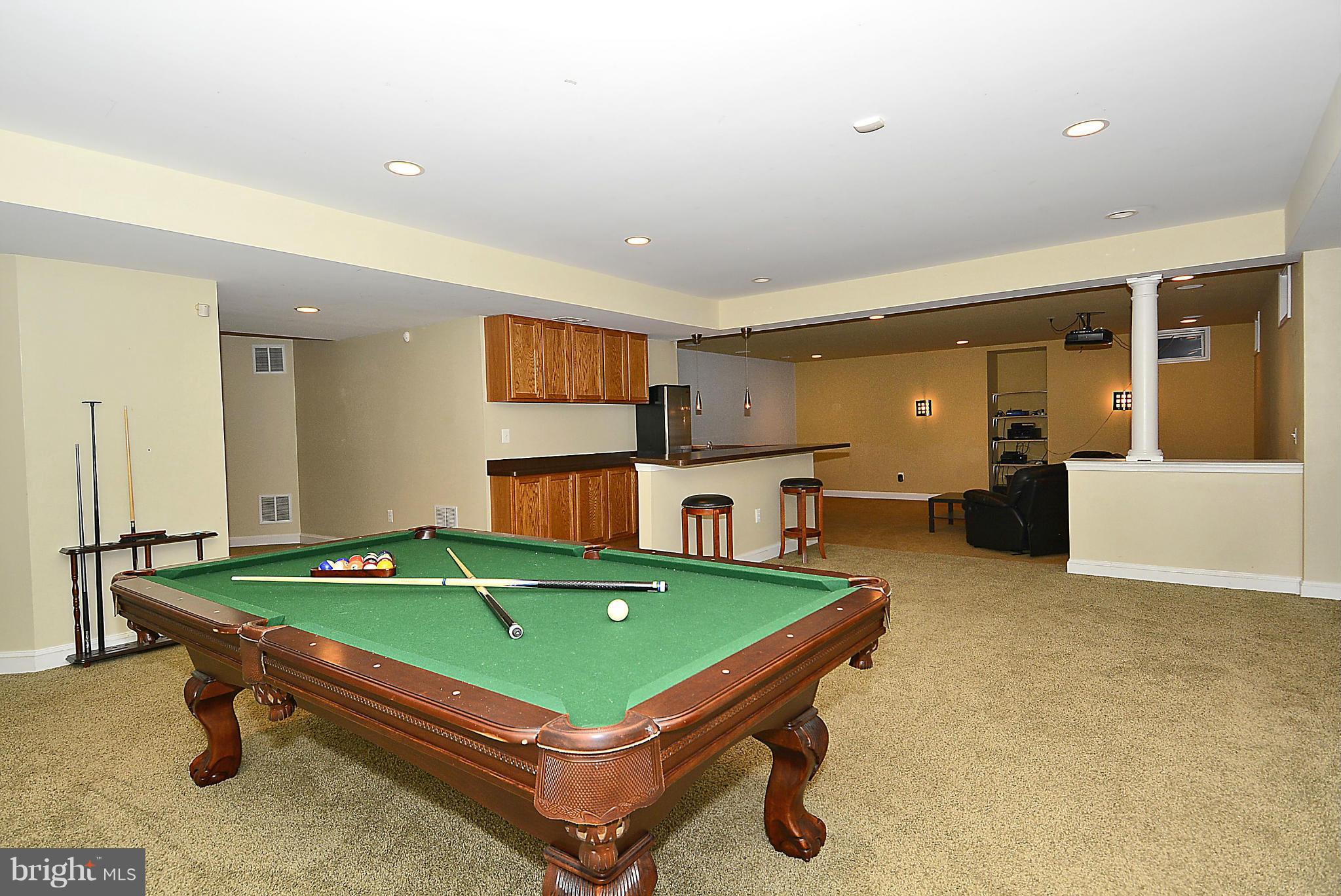 PEMBROOKE - Residential