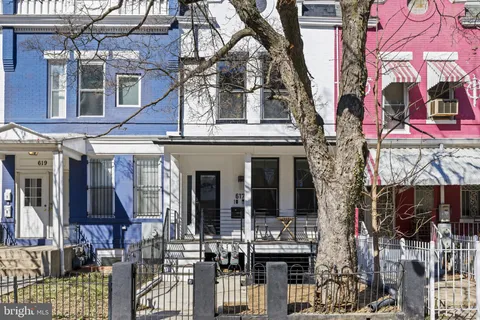 MLS: DCDC2188232