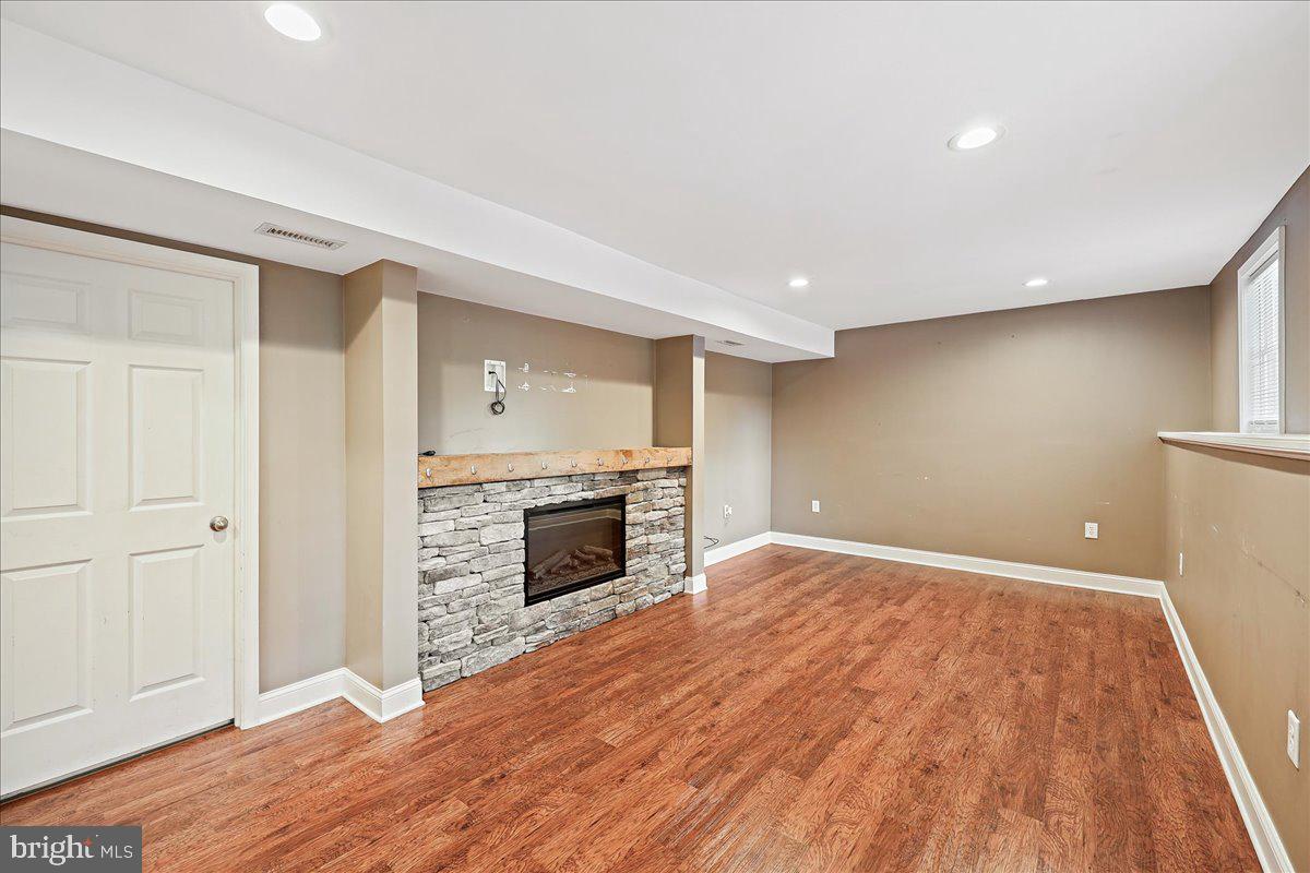 OCTORARO LAKES - Residential