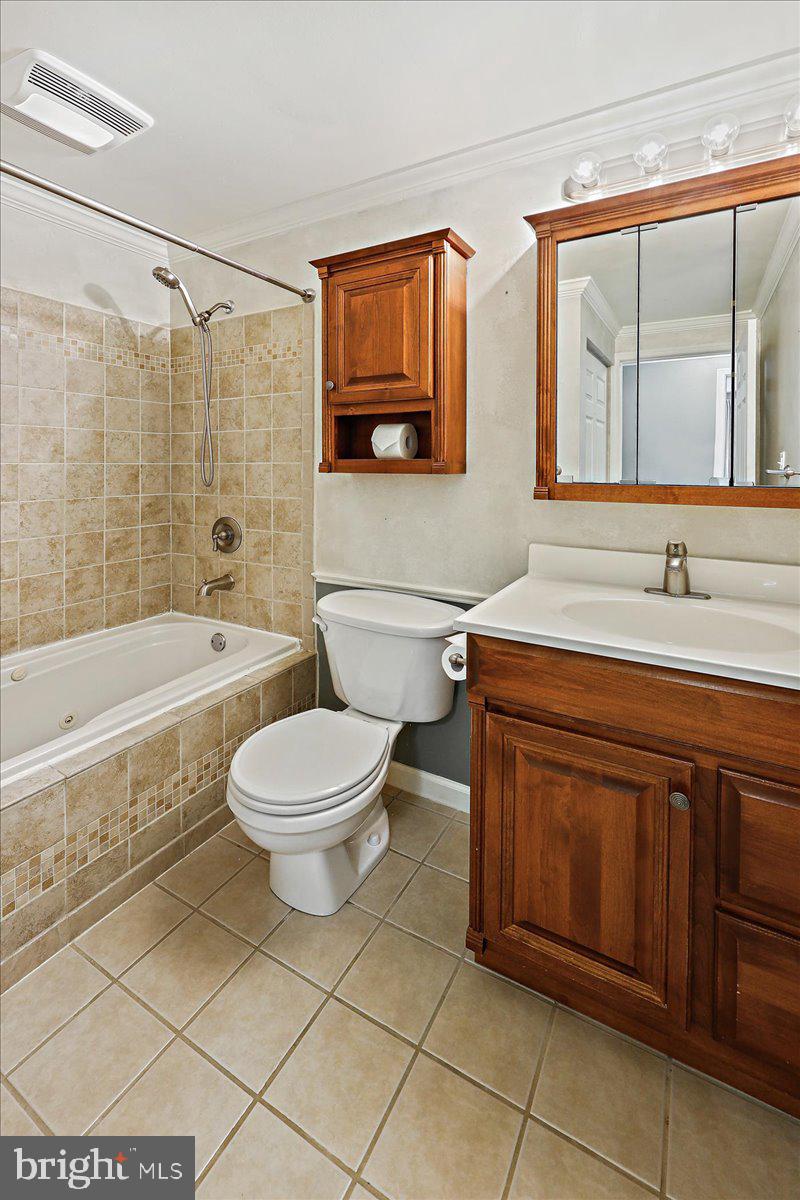 OCTORARO LAKES - Residential