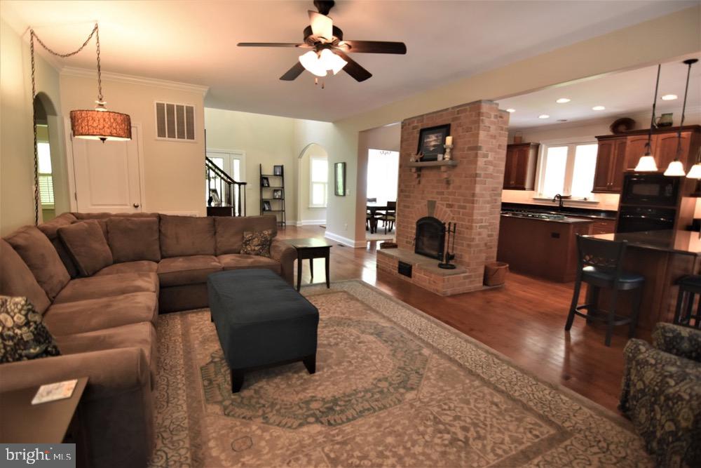 HOLLYWOOD - Residential