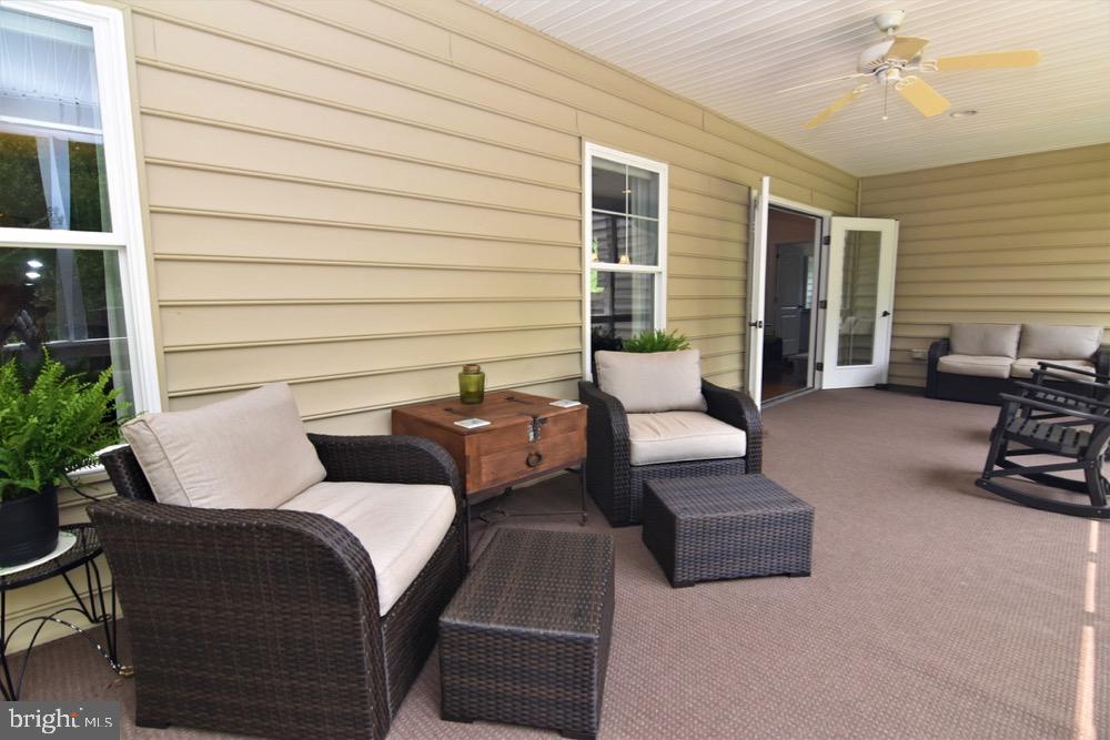 HOLLYWOOD - Residential