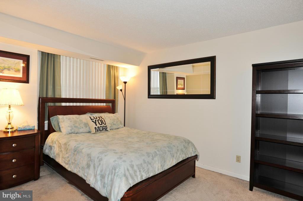 BRADDOCK PLACE - Residential Lease