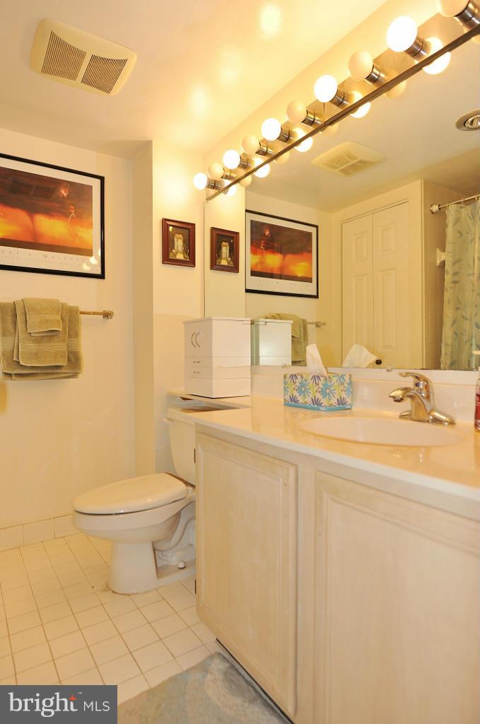 BRADDOCK PLACE - Residential Lease