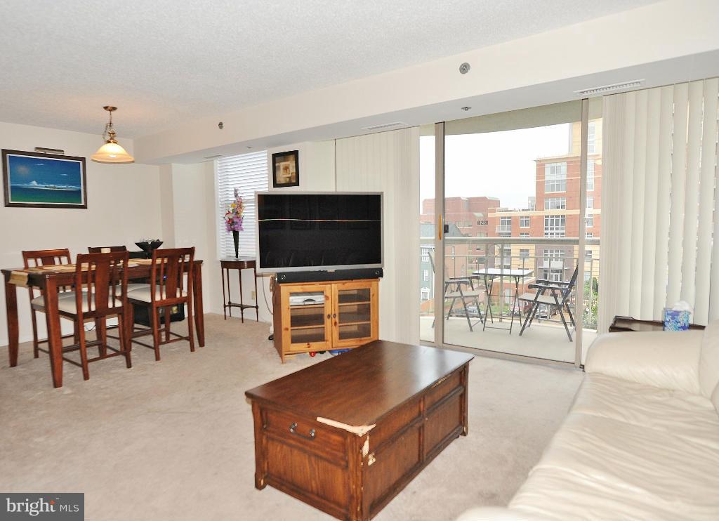 BRADDOCK PLACE - Residential Lease