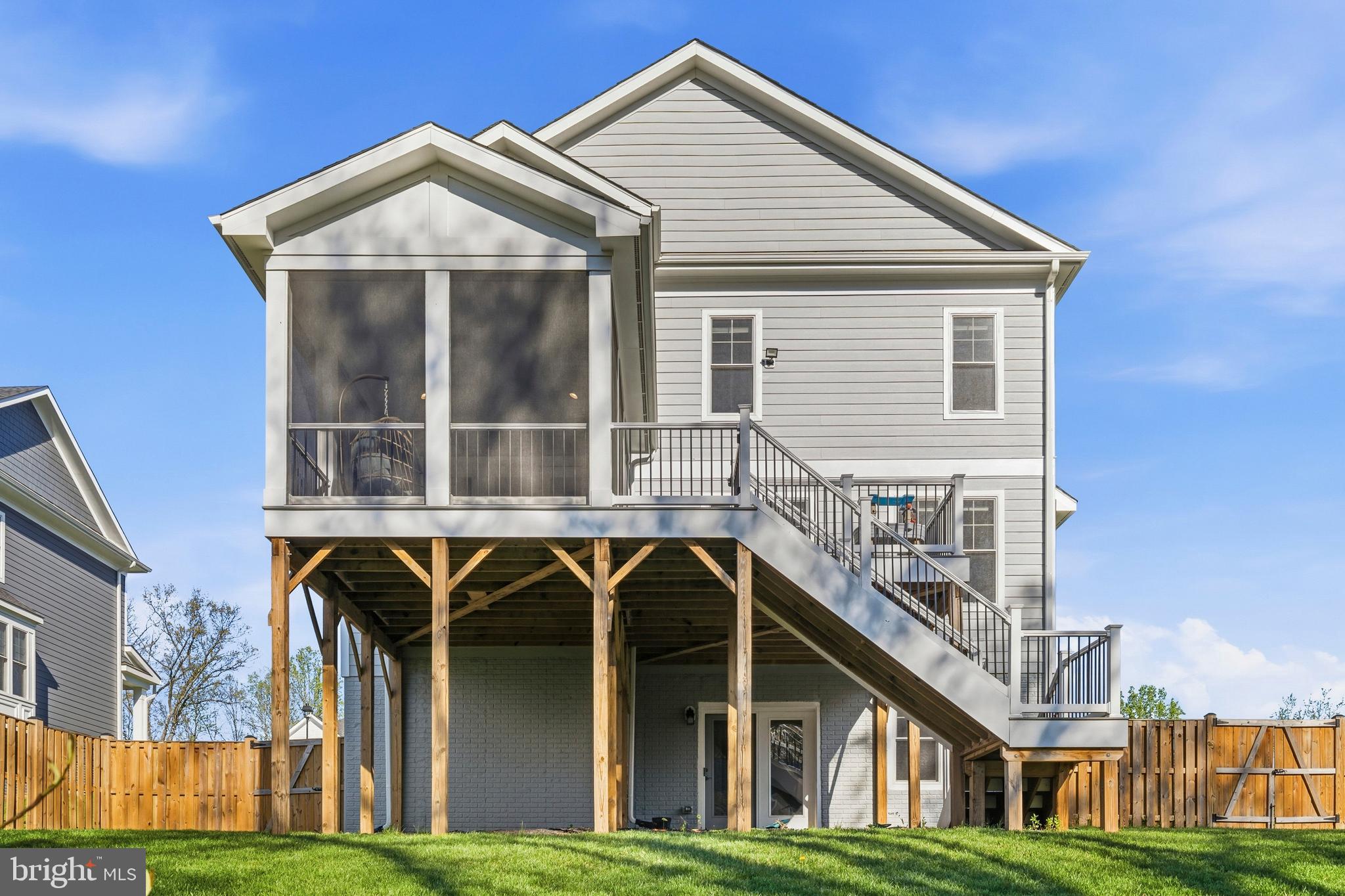 MARSHALL HILLS - Residential