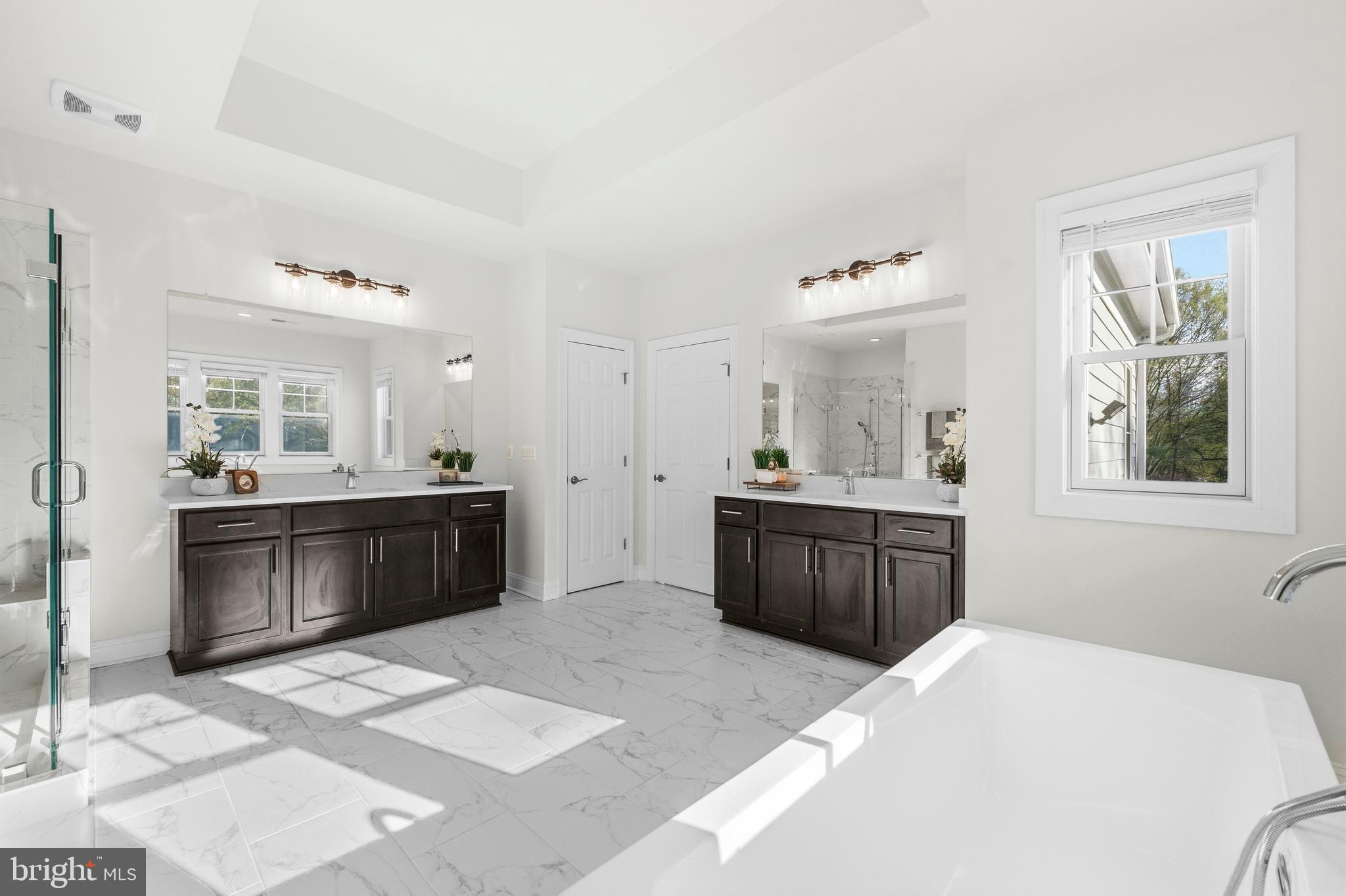 MARSHALL HILLS - Residential